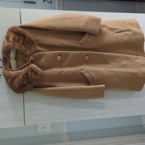 Vintage women's women coat. Large